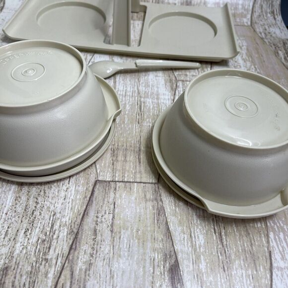 Vintage TUPPERWARE two 1323 Condiment Bowls W/Lids 812 Caddy 1550 spoon - Picture 5 of 16